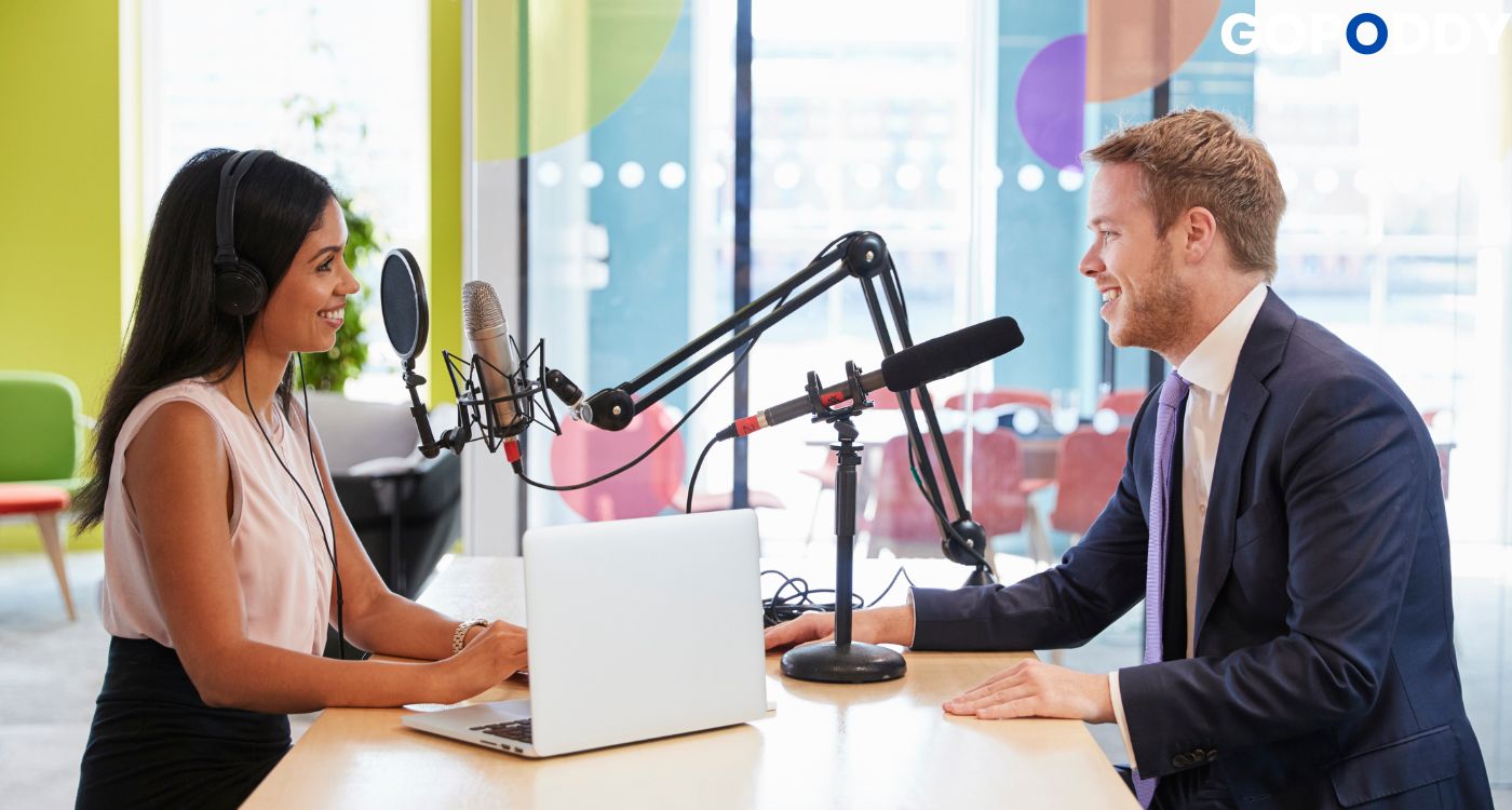 You are currently viewing MEILLEURE AGENCE PODCAST : COMMENT CHOISIR VOTRE BON PARTENAIRE ?