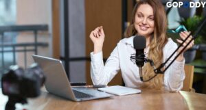 Lire la suite à propos de l’article Nos conseils pour être un bon podcasteur : démarquez-vous grâce à un podcast de qualité, sans quitter votre ville