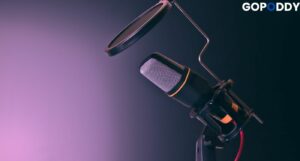 Lire la suite à propos de l’article Ingénieur son spécialisé en podcast à domicile : Gopoddy, votre partenaire pour un podcast professionnel sans quitter votre ville